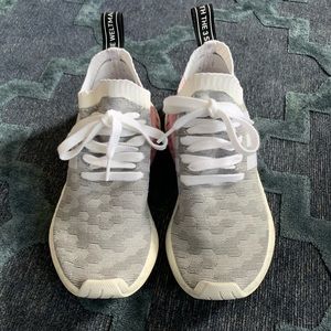 ADIDAS NMD_R2 PK Style